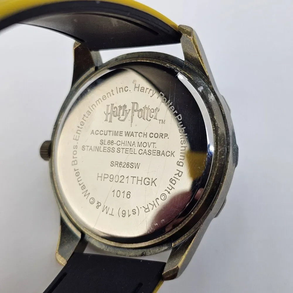 Harry Potter‎ Hufflepuff Men' Watch 44MM Gray Dial Yellow Bands New Battery